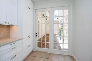 9342 Briar Forest Dr, Houston, TX 77063 - Photo 23