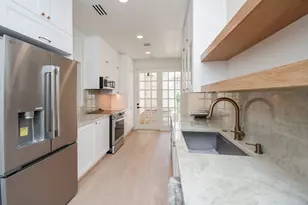 9342 Briar Forest Dr, Houston, TX 77063 - Photo 19