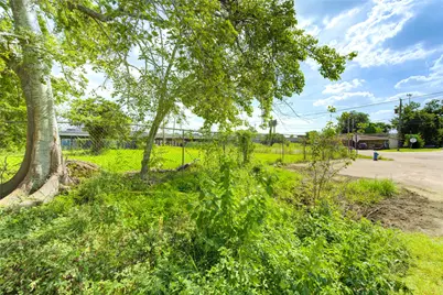 5514 Jensen Drive, Houston, TX 77026 - Photo 11