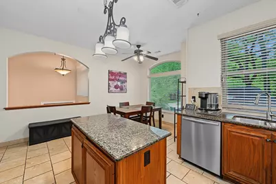 58 Deerfern Place, The Woodlands, TX 77381 - Photo 7