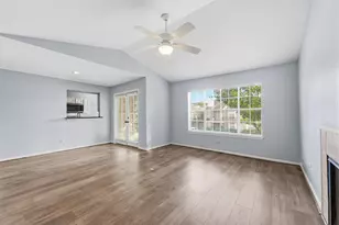 14600 Fonmeadow Dr, Houston, TX 77035 - Photo 3