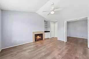 14600 Fonmeadow Dr, Houston, TX 77035 - Photo 13