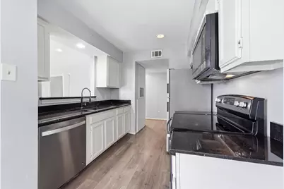 14600 Fonmeadow Drive #1505, Houston, TX 77035 - Photo 5