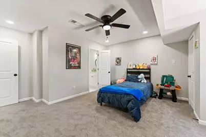 48 Bayou Pointe Drive, Houston, TX 77063 - Photo 33