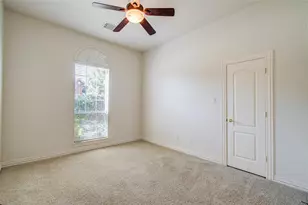 7814 Heron Lakes Dr, Houston, TX 77064 - Photo 9