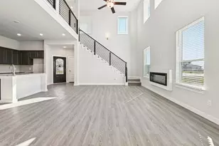 8002 Jim Bowie Ct, Beasley, TX 77417 - Photo 3