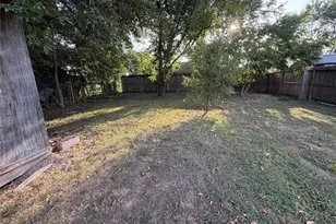 1910 Worms St, Houston, TX 77020 - Photo 13