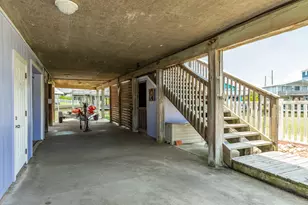 22127 Zapata Dr, Galveston, TX 77554 - Photo 15