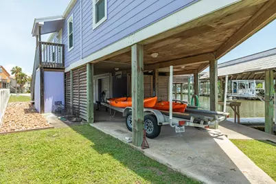 22127 Zapata Drive, Galveston, TX 77554 - Photo 13