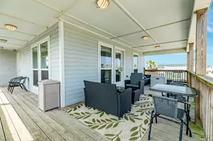 16547 Jolly Roger Rd, Galveston, TX 77554 - Photo 7