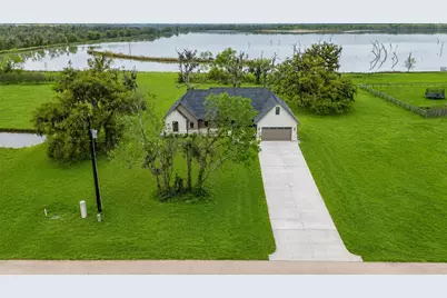 250 Pony Trail, Angleton, TX 77515 - Photo 1
