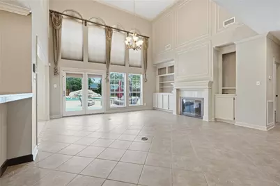 708 Bayou Crest Circle, Dickinson, TX 77539 - Photo 3