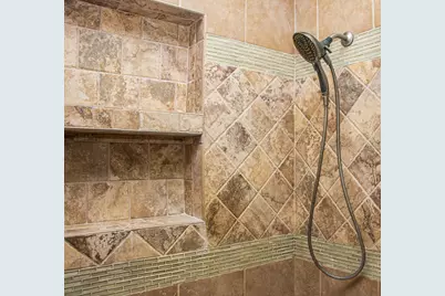 1513 Scarborough Lane, Pasadena, TX 77502 - Photo 9
