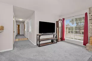 6878 Kingston Cove Ln, Willis, TX 77318 - Photo 9