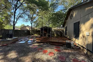 919 Lovett Ct, Tomball, TX 77375 - Photo 19