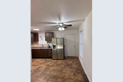 919 Lovett Court, Tomball, TX 77375 - Photo 5