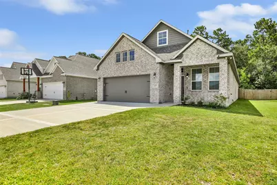 525 Little Spring Court, Anahuac, TX 77514 - Photo 3