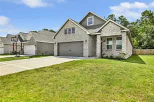 525 Little Spg Ct, Anahuac, TX 77514 - Photo 3
