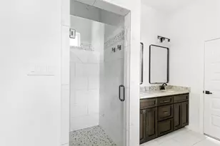 525 Little Spg Ct, Anahuac, TX 77514 - Photo 29