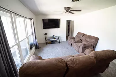 316 Carnation Street, Lake Jackson, TX 77566 - Photo 5