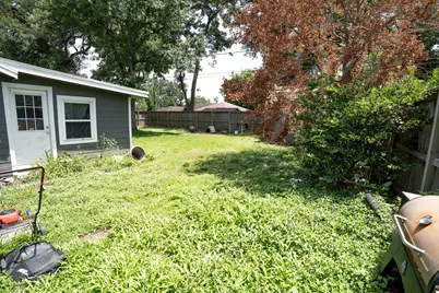316 Carnation Street, Lake Jackson, TX 77566 - Photo 17