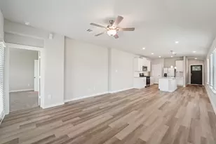 29210 Farmhouse Ests Dr, Waller, TX 77484 - Photo 13