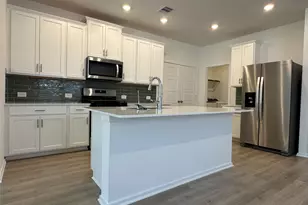 387 Sunrise Ranch Dr, Montgomery, TX 77316 - Photo 3