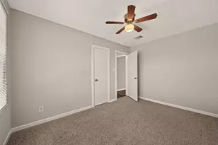 2422 Florence St, La Marque, TX 77568 - Photo 15