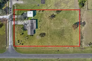 1311 Oak St, Anahuac, TX 77514 - Photo 31