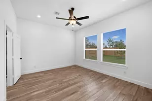 12806 Meadow Wind Wy, Conroe, TX 77302 - Photo 15
