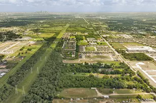 12010 Martindale Rd, Houston, TX 77048 - Photo 9