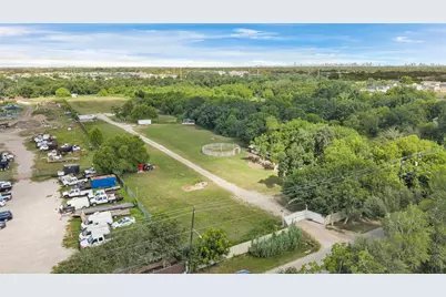 12010 Martindale Road, Houston, TX 77048 - Photo 1