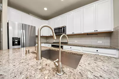 3111 Dakota Falls Dr, Houston, TX 77063 - Photo 11