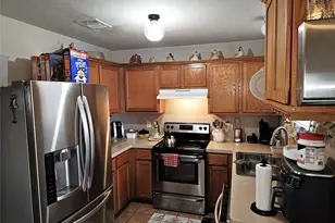 9118 Iron Springs Dr, Houston, TX 77034 - Photo 7