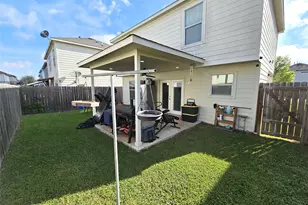 9118 Iron Springs Dr, Houston, TX 77034 - Photo 19