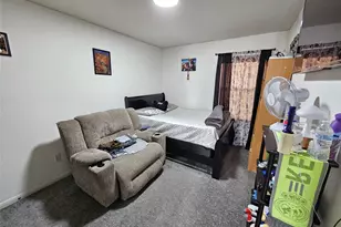 9118 Iron Springs Dr, Houston, TX 77034 - Photo 11