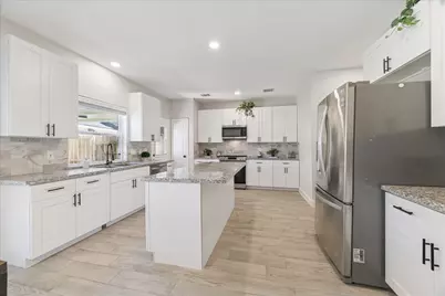 16802 Willow Bend Court, Sugar Land, TX 77479 - Photo 13