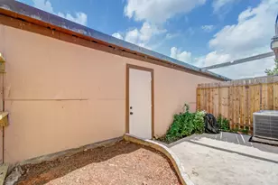 12500 Brookglade Cir, Houston, TX 77099 - Photo 35