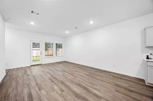 510 Belle Spgs Ln, Conroe, TX 77301 - Photo 5