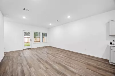 510 Belle Springs Lane, Conroe, TX 77301 - Photo 5