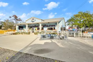 742 W 24th St, Houston, TX 77008 - Photo 27