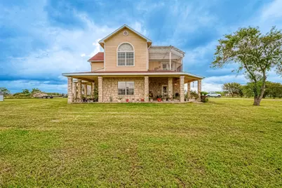 1241 Terrazas Ln Lane, Sealy, TX 77474 - Photo 5