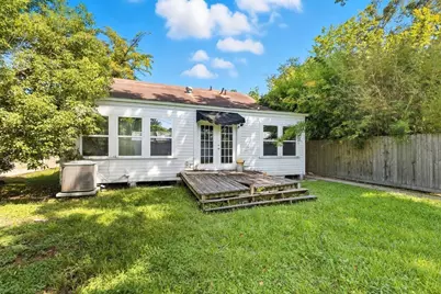 1005 W Orange, Orange, TX 77630 - Photo 5