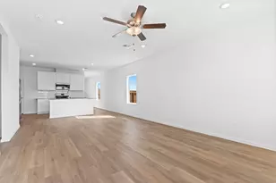 9026 Rose Water Trail, Iowa Colony, TX 77583 - Photo 15