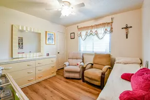 9411 Kingsvalley St, Houston, TX 77075 - Photo 23