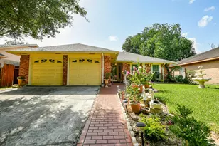 9411 Kingsvalley St, Houston, TX 77075 - Photo 3