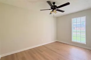 12010 Flushing Meadows Dr, Houston, TX 77089 - Photo 11