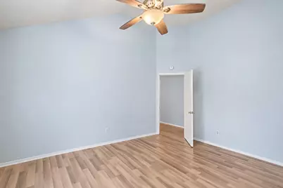 10302 Bushy Creek Drive, Houston, TX 77070 - Photo 19