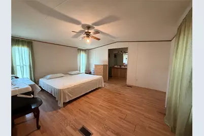 1100 Liberty Avenue, Livingston, TX 77351 - Photo 11