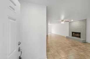 10715 Nobility Dr, Houston, TX 77099 - Photo 3